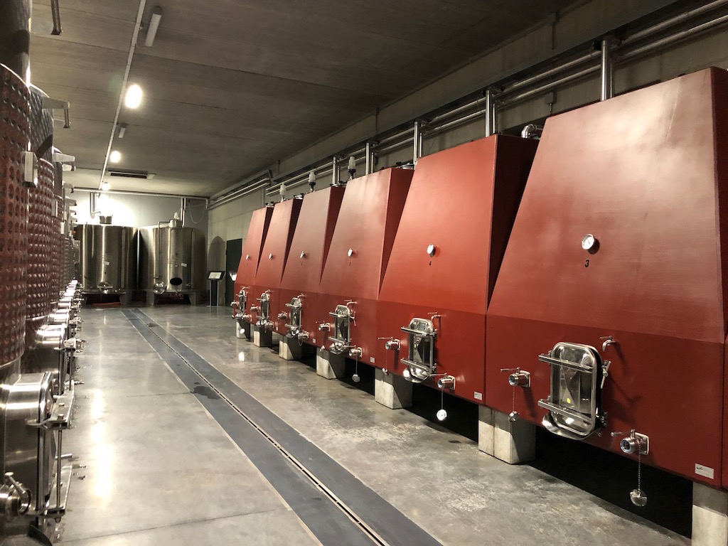 Podere La Regola, cantina
